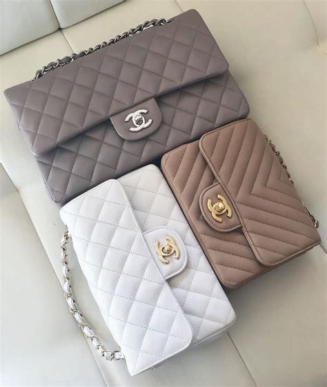 chanel mini prezzo 2015|The Official Chanel Mini Reference Guid.